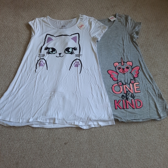 Justice Other - !NEW! Girls Tees- Size 14/16 OFFERS WELCOME!!!